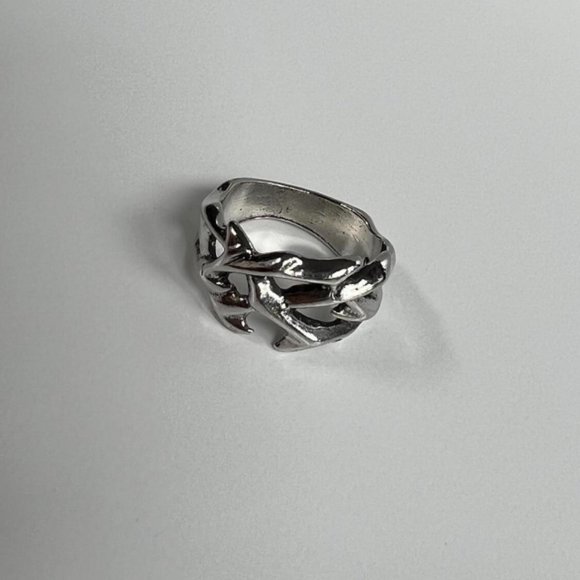 Y2K 2000s vintage retro style silver goth emo unique thorn ring - Picture 6 of 8